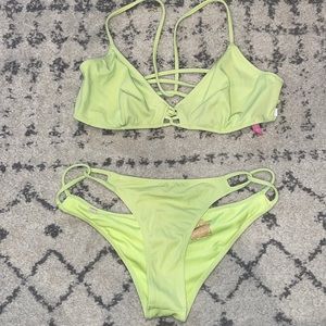 Victoria’s Secret bikini
